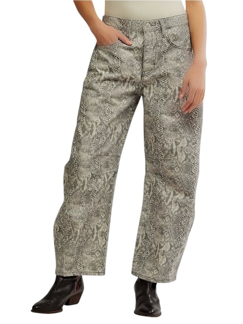Free People We The Free Good Luck Printed Barrel Pants - Picture 8 of 8